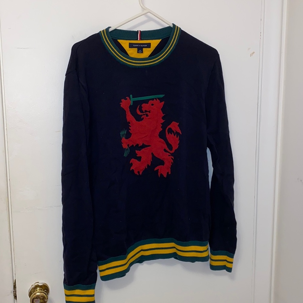 Tommy Hilfiger sweater